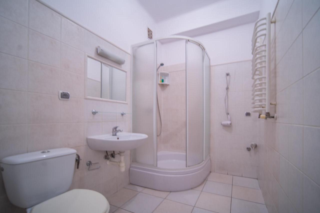 Apartamenty Amber Krakau Buitenkant foto